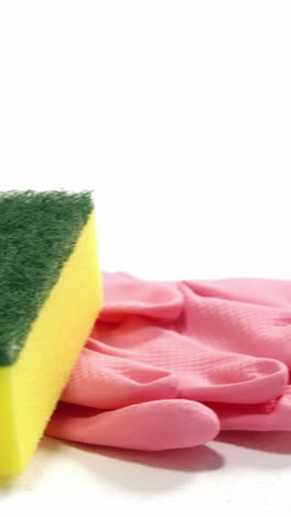 Cleaning-sponge-and-gloves