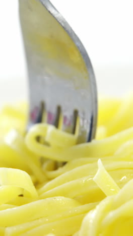 Close-up-of-cooked-pasta-on-plate