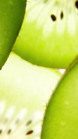 Close-up-of-slice-kiwis