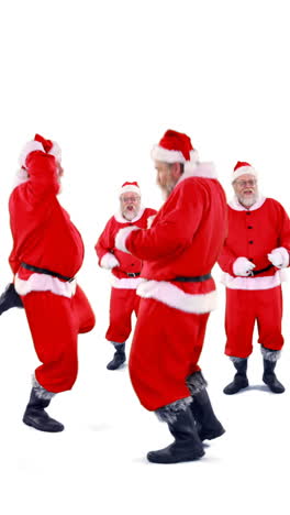 Grupo-De-Santa-Claus-Bailando