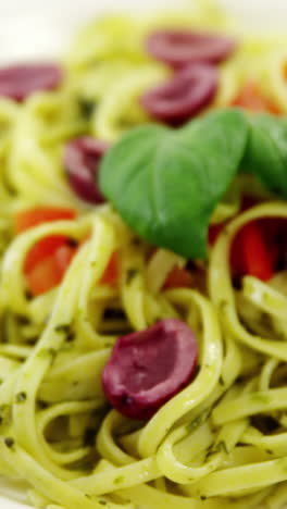 Red-wine-with-cooked-pasta