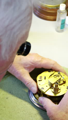 Horologist-repairing-a-watch