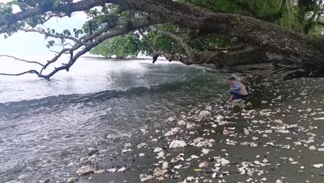 Paisaje-De-Playa-En-Mamuju,-Sulawesi-Occidental