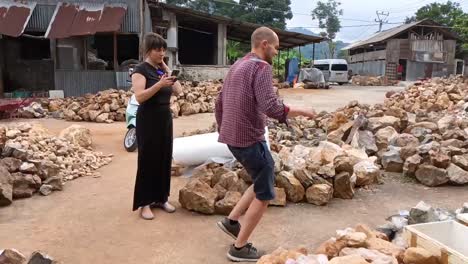 Rough-stone-and-souvenir-business-in-Sukabumi,-West-Java,-Indonesia