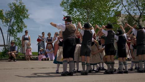 Traditional-maypole-dance