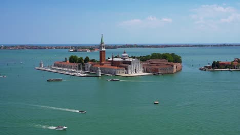 Filmaufnahme-Der-Insel-San-Giorgio-Mit-Ihrer-Kirche