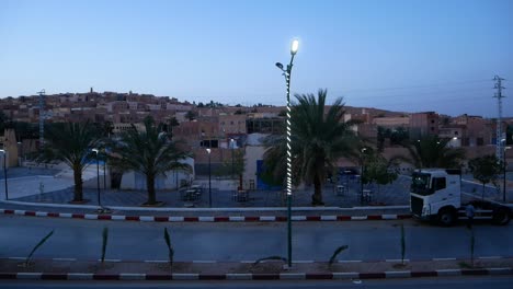 Deserted-avenue-during-Ramadan-late-in-the-evening