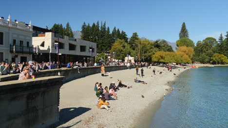 Public-beach-at-Queenstown-Bay,-South-Island-New-Zealand-on-a-sunny-day