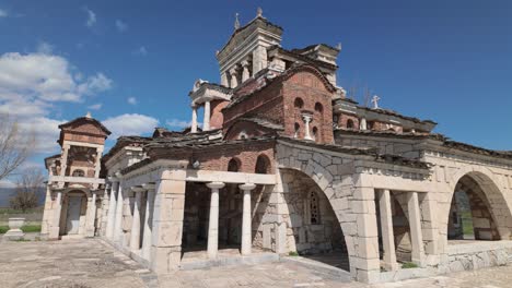 Die-Orthodoxe-Kirche-Agia-Fotini-In-Der-Antiken-Stadt-Mantineia,-Griechenland