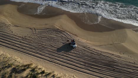 Vehicle-on-Preston-Beach,-Yalgorup-National-Park-in-Western-Australia