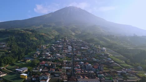 Aerial-view-of-small-village-on-the-slope-of-mountain