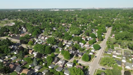 Dearborn,-Michigan-neighborhood-with-drone-video-moving-in-a-circle