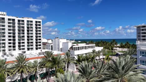 4K-Luftaufnahme-Eines-Sonnigen-Tages-Am-Miami-Beach