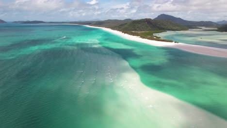 Aerial-View,-Stunning-Whitehaven-Beach,-Whitsunday-Island,-Queensland,-Australia