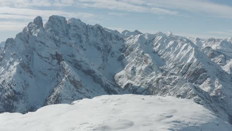 Invierno-En-La-Montaña-Monte-Piana-En-Los-Dolomitas-Sexten,-Italia