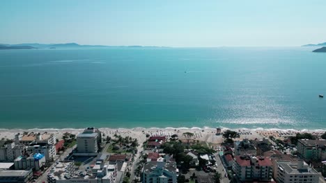 Canasvieiras-Hostels-In-Florianópolis,-Brasilien