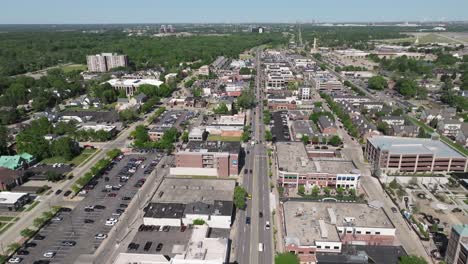 Downtown-Dearborn,-Michigan-with-drone-video-moving-in