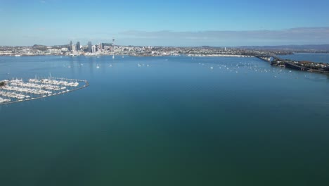 Shoal-Bay-With-Bayswater-Marina-In-Auckland,-New-Zealand---Aerial-Drone-Shot