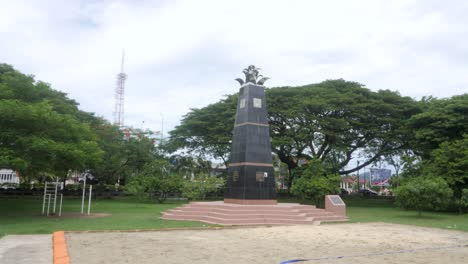 Tugu-Tsunami-Blang-Padang,-memorial-monument,-Banda-Aceh,-Indonesia