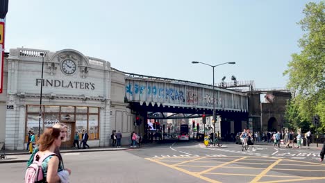 View-Of-Findlater's-Corner-With-Railway-Bridge-In-Southwark-On-Sunny-Morning