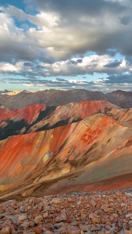 Vertical-4k-Timelapse,-Clouds-Moving-Above-Scenic-Red-Hills-and-Landscape