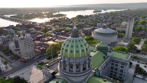 Pennsylvania-capitol-building-dome-in-golden-hour-light-during-spring-sunset