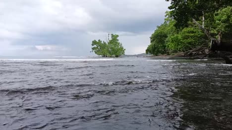 Tapalang-Beach-scenery-in-Mamuju,-West-Sulawesi,-Indonesia