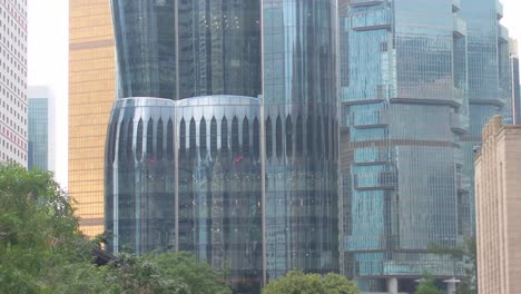 El-Edificio-Henderson-Diseñado-Por-Zaha-Hadid-Architects-En-Hong-Kong.