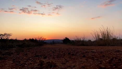 Timelapse-Del-Atardecer-Africano---En-La-Cima-De-La-Montaña-En-El-Desierto