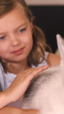 Children-stroking-dog