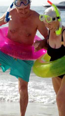 Retired-couple-coming-from-snorkeling