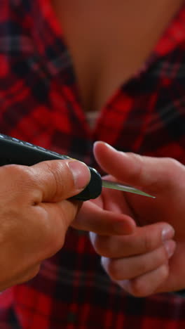 Close-up-of-man-is-paying-with-credit-card