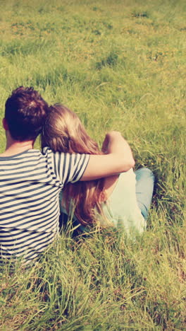 Cute-couple-hugging-in-the-park-