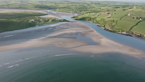 Inchydoney-Strand-Strand-Luftaufnahme-4k