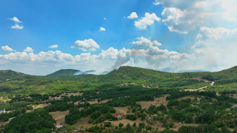 Panoramic-drone-shot-of-a-wildfire-in-the-highlands-of-the-mediterranean-sea