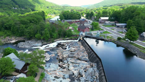 Shelburne-falls-glacial-potholes-and-bridge-of-flowers-in-shelburne-falls,-ma,-aerial-view