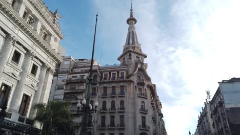 Panorama-Des-Kaffeehauses-El-Molino,-Jugendstilarchitektur,-Kongress-Von-Buenos-Aires