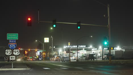 Head-on-view-of-Left-turn-light-turning-green