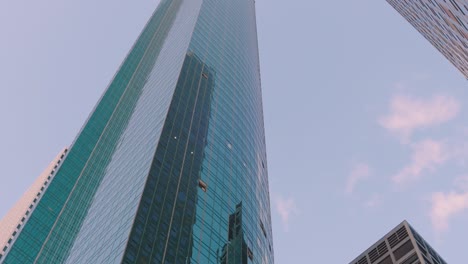 Skyscraper-in-downtown-Houston-with-blown-out-windows-after-major-storm