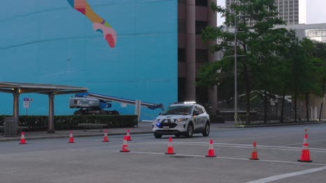 Road-closer-by-police-do-to-major-storm-in-downtown-Houston-after-buildings-are-damaged