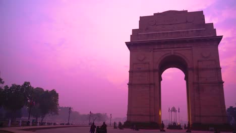 India-Gate-Delhi-Ist-Ein-Kriegsdenkmal-An-Der-Rajpath-Road-In-Neu-Delhi