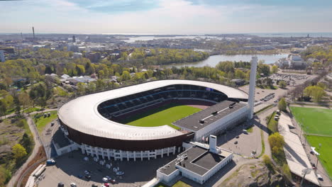 Iconic-Helsinki-olympic-stadium-in-Töölö-district,-Finland