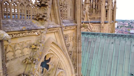 Catedral-Gótica-De-Metz,-Diócesis-Católica-Dedicada-A-San-Esteban,-Francia