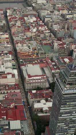 Aerial-view-of-the-historic-center-of-Mexico-City-in-vertical-mode