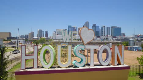 Establishing-shot-of-the-'We-Love-Houston'-sign