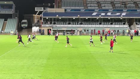 Trainingsspiel-Des-Fußballvereins-AS-Roma-Im-Hbf-Park