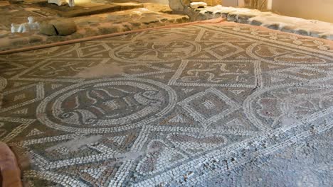 Mosaicos-Del-Edificio-Antiguo-Tardío-“eirene??