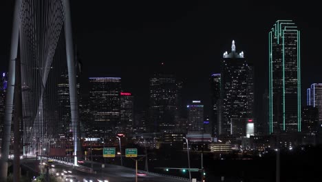 Lapso-De-Tiempo-Nocturno-Del-Centro-De-Dallas-Texas