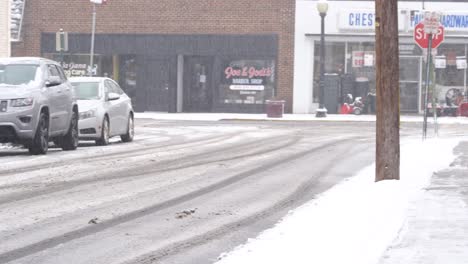 Calle-Cubierta-De-Nieve-Entrega-De-Camiones-Usps