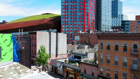 Above-Atlantic-Avenue-Barclays-Center-revealing-buildings-in-Brooklyn,-NYC